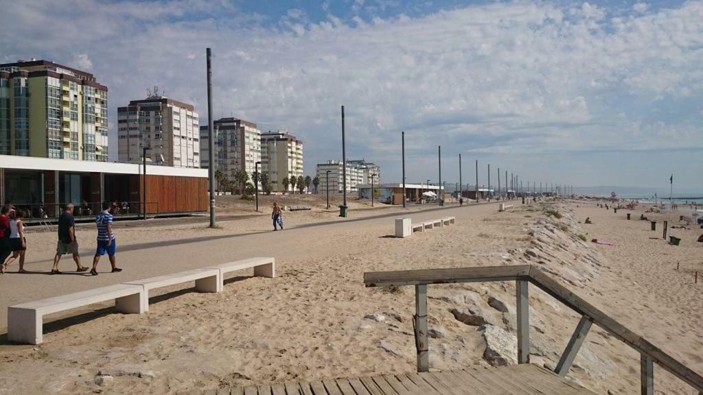 Apartamento Capa Rica Lägenhet Costa de Caparica Exteriör bild